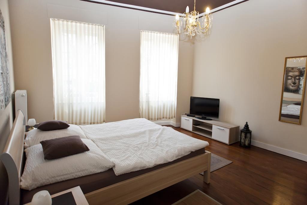 Ferienhaus Arianna Apartment Трабен-Трарбах Стая снимка