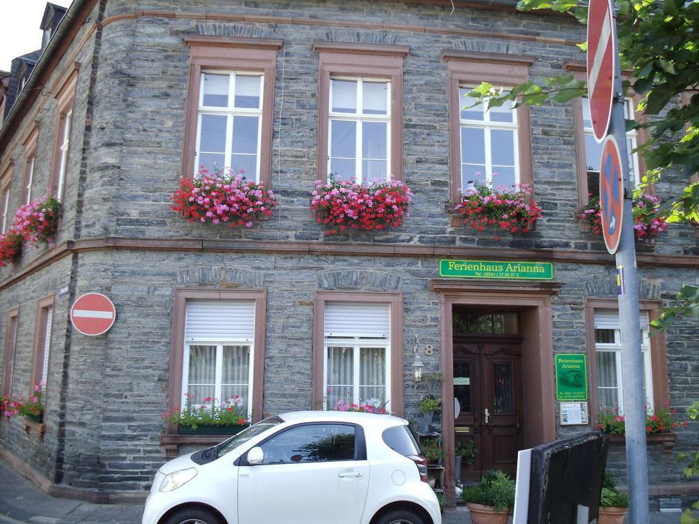 Ferienhaus Arianna Apartment Трабен-Трарбах Екстериор снимка